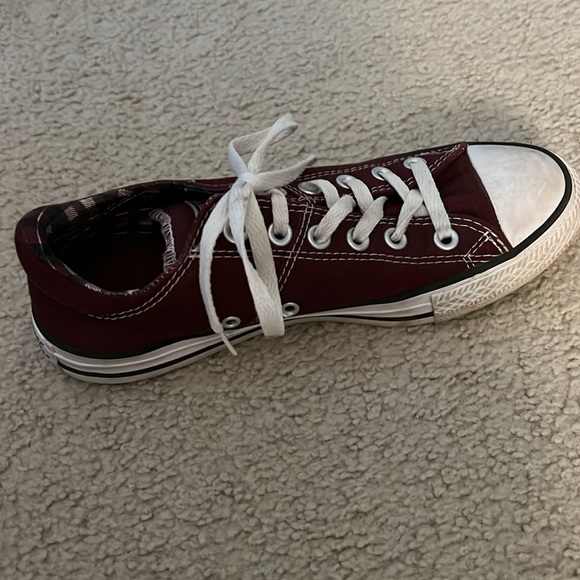 Maroon Converse - Picture 5 of 5